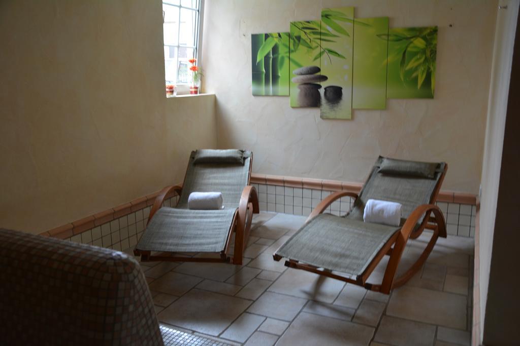 Hotel Post Jungingen Екстер'єр фото